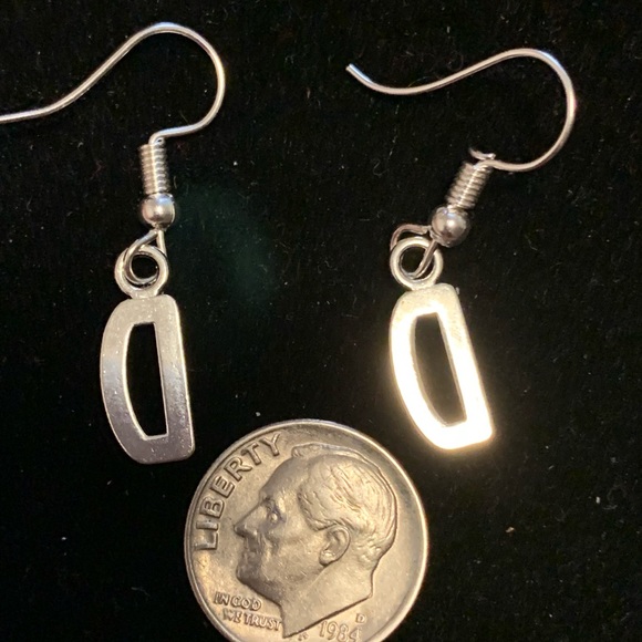 Earrings - Picture 3 of 3